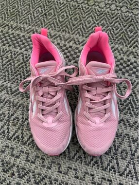 Reebok Girls Shoes Size 5